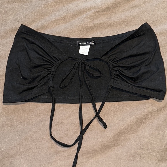 Criss Cross Halter Top - Picture 3 of 4